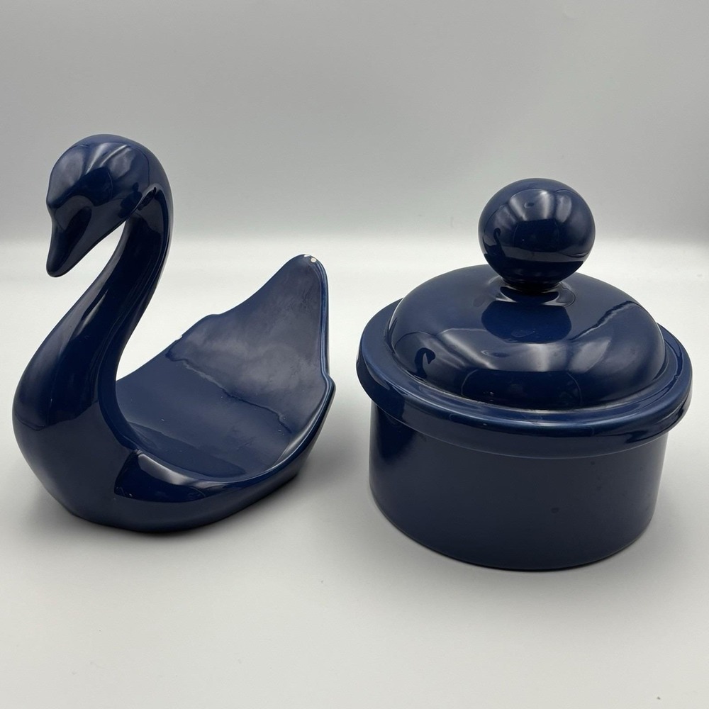 Vtg Swan Towel Holder & Jar W/ Lid MCM Art Deco Ceramic Blue Decor 6" X 8"